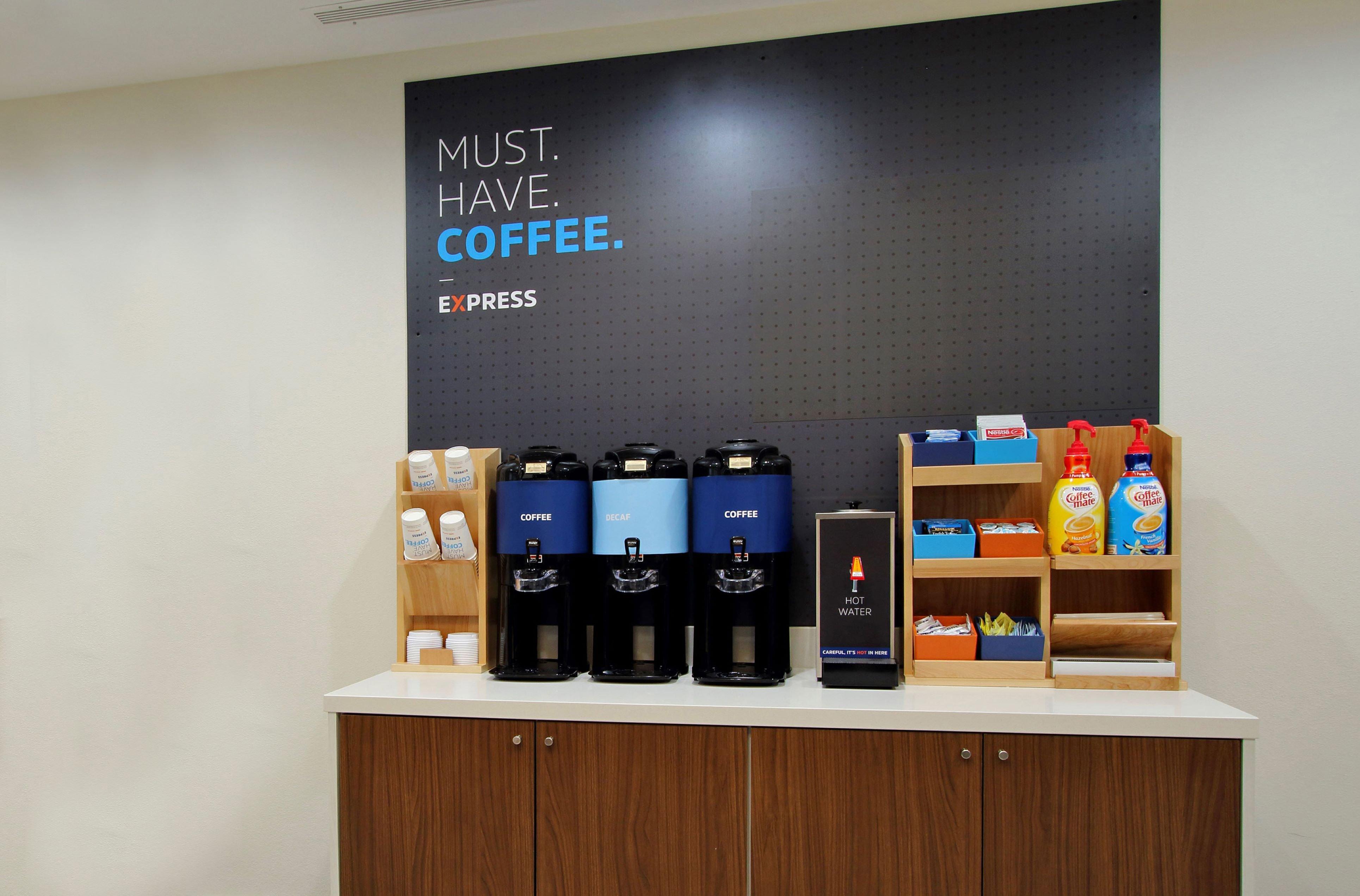 Holiday Inn Express Hotel & Suites Chesterfield - Selfridge Area By Ihg Esterno foto