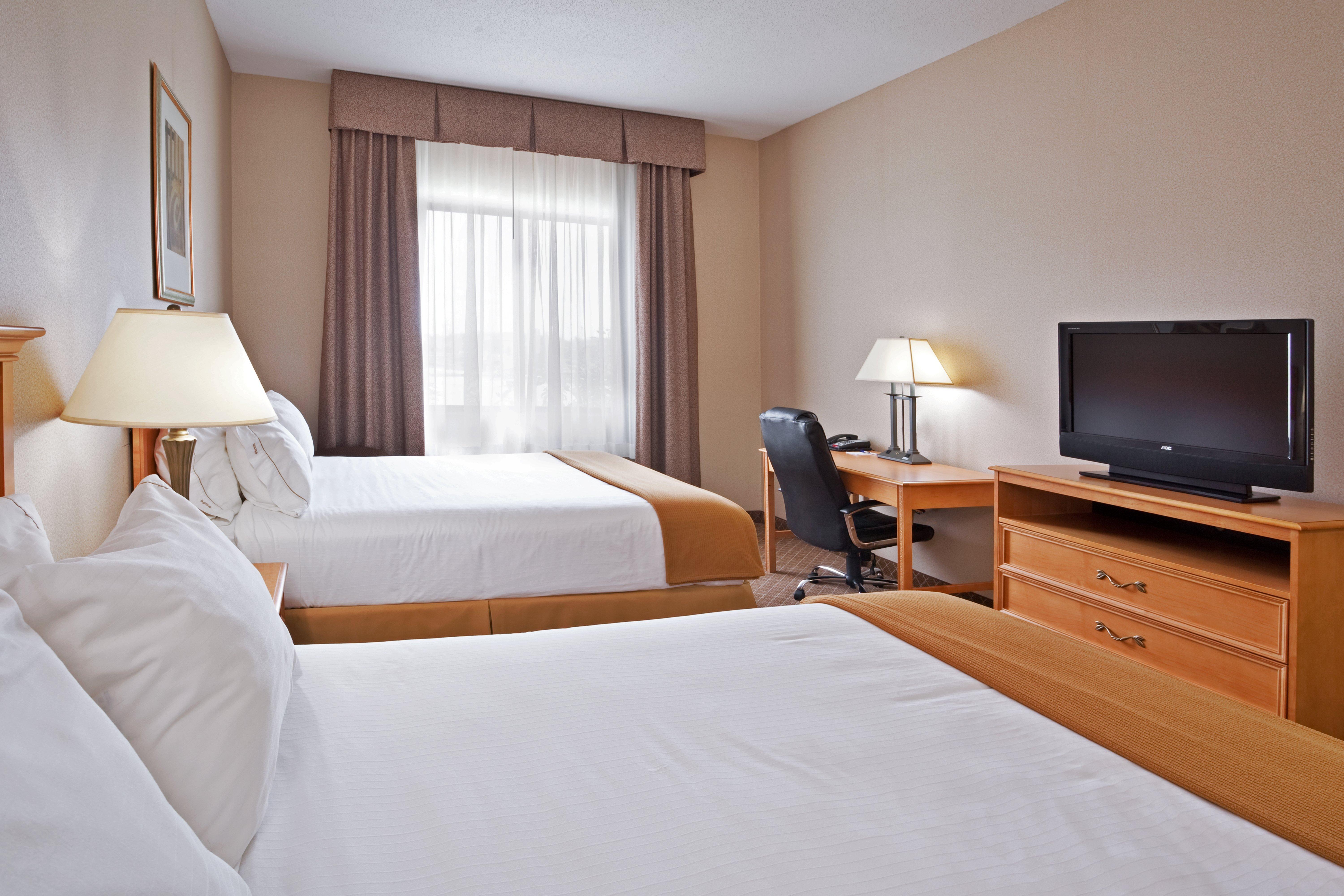 Holiday Inn Express Hotel & Suites Chesterfield - Selfridge Area By Ihg Esterno foto