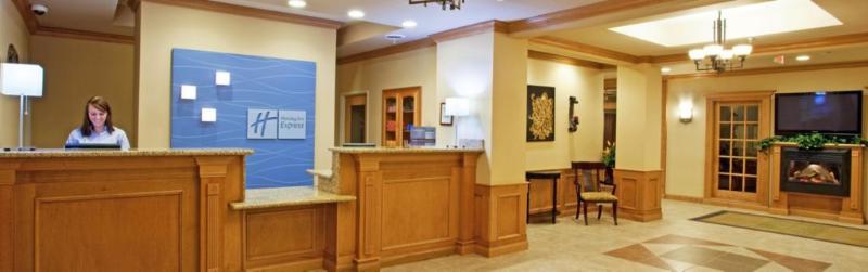 Holiday Inn Express Hotel & Suites Chesterfield - Selfridge Area By Ihg Esterno foto