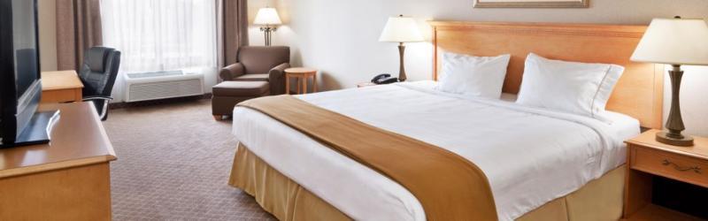 Holiday Inn Express Hotel & Suites Chesterfield - Selfridge Area By Ihg Esterno foto